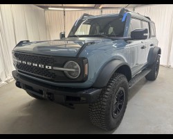 2023 Ford Bronco Base/big