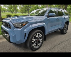 2025 Toyota 4runner Sr5/lim